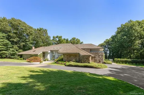 8 Mill Pond Lane Lattingtown NY 11560