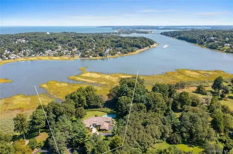 8 Mill Pond Lane Lattingtown NY 11560