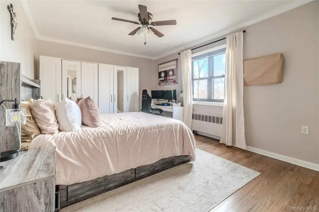 57-69 246th Crescent Douglaston NY 11362