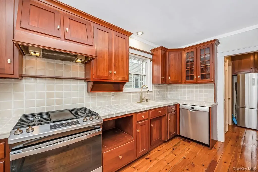 315 Marcellus Road Mineola NY 11501