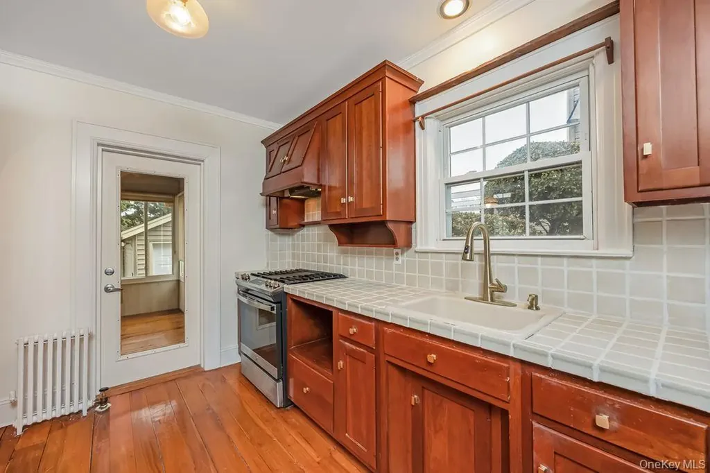 315 Marcellus Road Mineola NY 11501