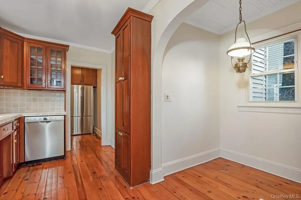 315 Marcellus Road Mineola NY 11501