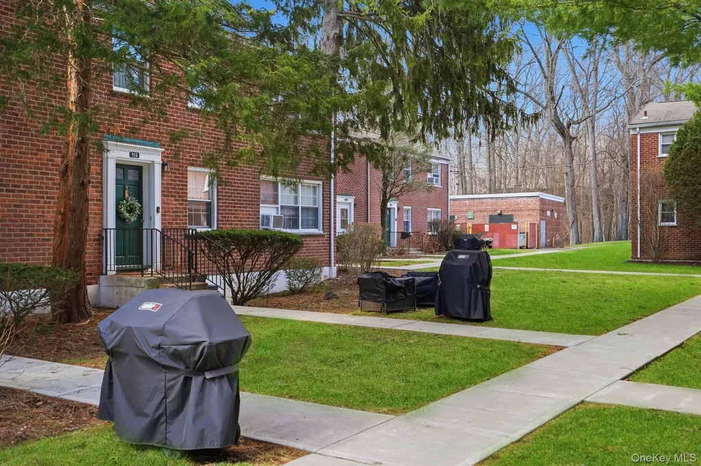 9 Fieldstone Drive Hartsdale NY 10530