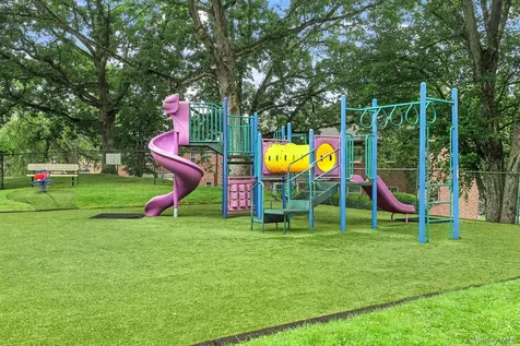 9 Fieldstone Drive Hartsdale NY 10530