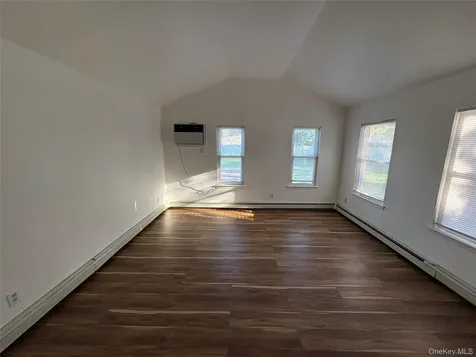 16 Linden Street Coram NY 11727