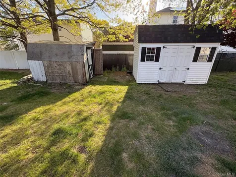 16 Linden Street Coram NY 11727