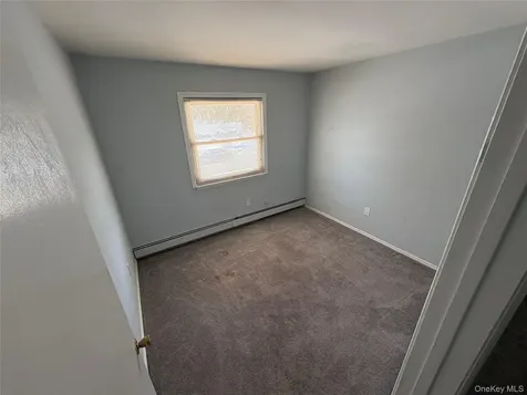 16 Linden Street Coram NY 11727