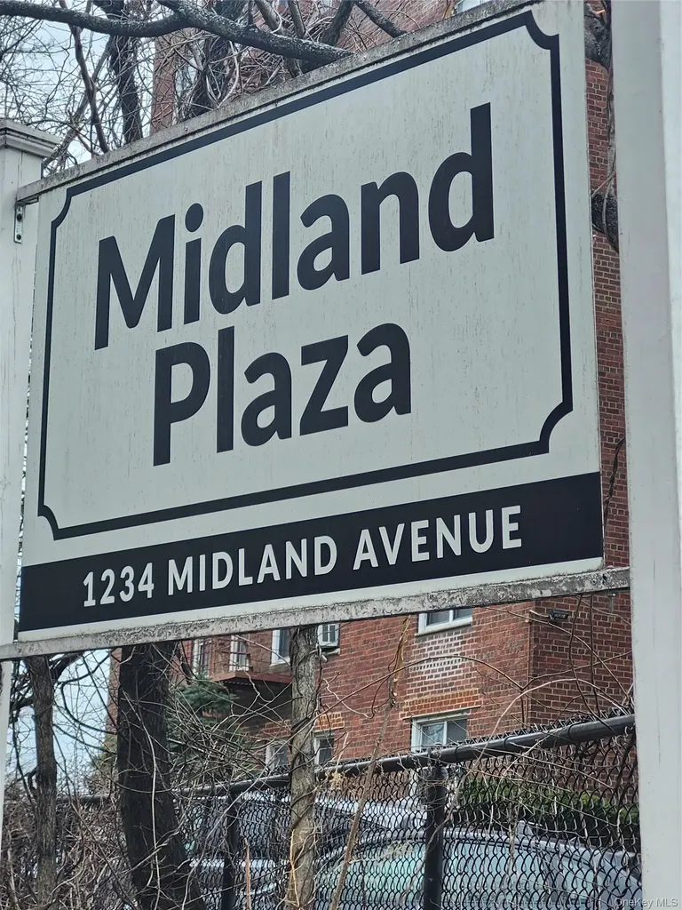 1234 Midland Avenue Bronxville NY 10708