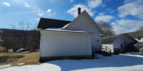14 Hankins Church Street Hankins NY 12741