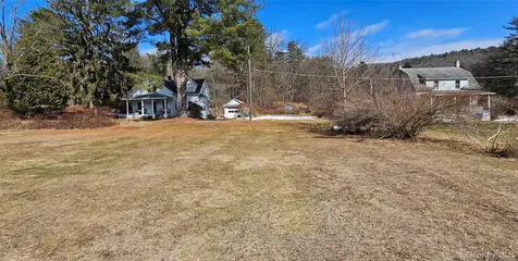 14 Hankins Church Street Hankins NY 12741