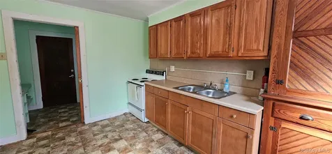 14 Hankins Church Street Hankins NY 12741