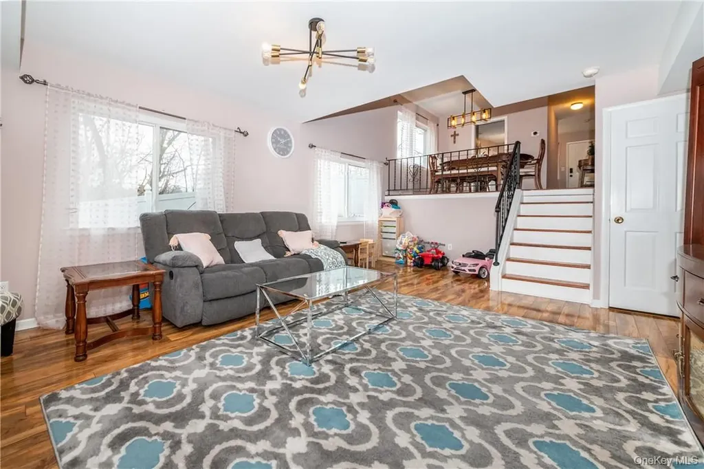 25 Barker Street Mount Kisco NY 10549