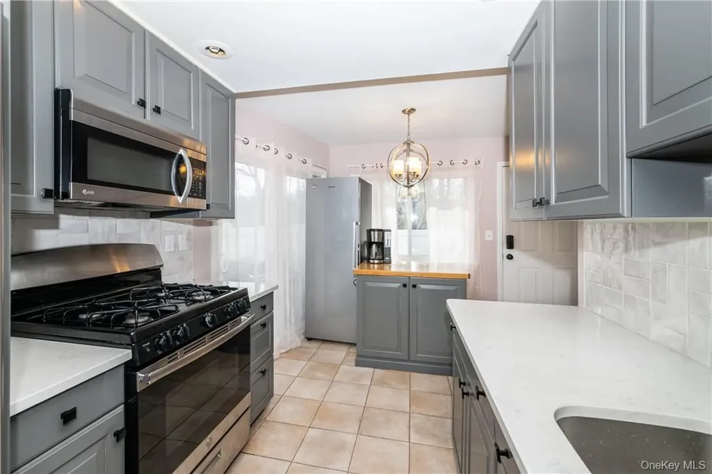 25 Barker Street Mount Kisco NY 10549