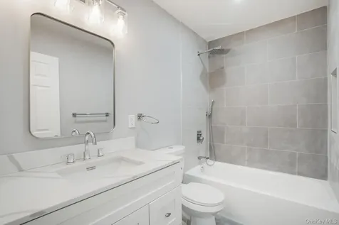 5 Sherwood Place Hyde Park NY 12538