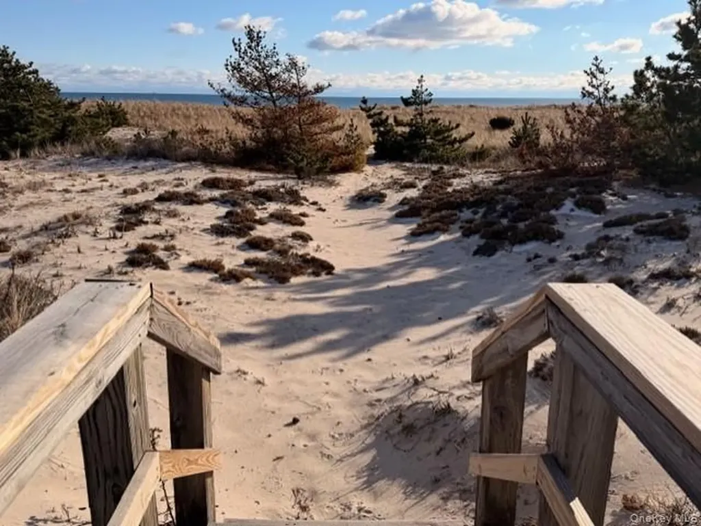 409A Dune Road Westhampton Beach NY 11978