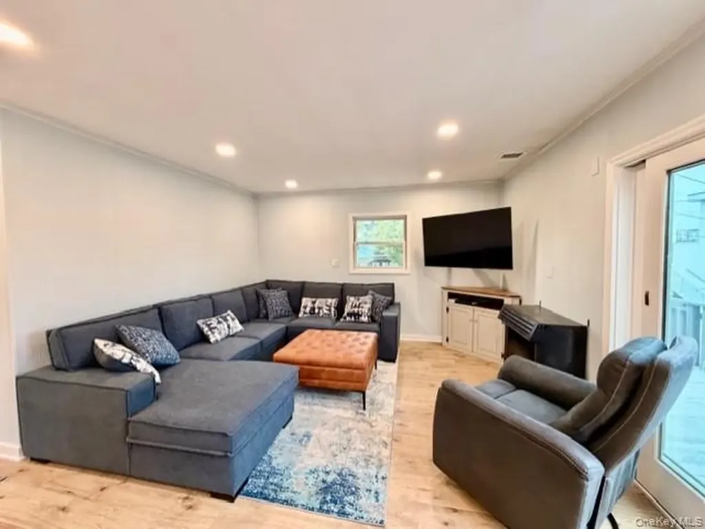 409A Dune Road Westhampton Beach NY 11978