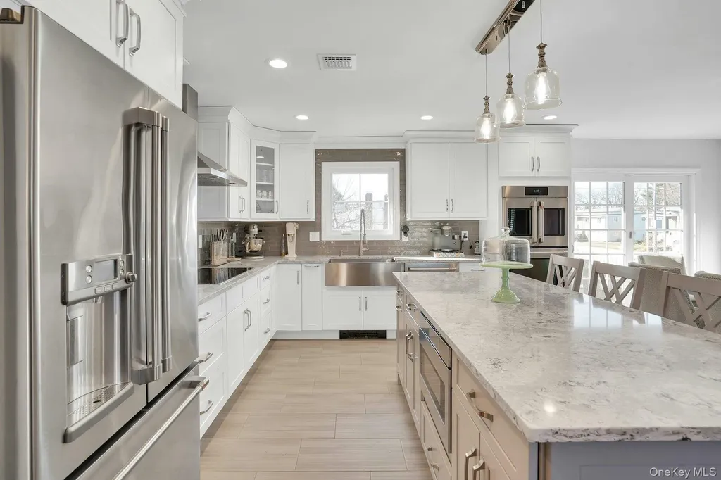 108 Hayrick Lane Commack NY 11725