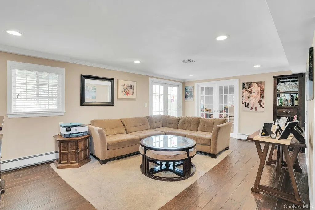 108 Hayrick Lane Commack NY 11725
