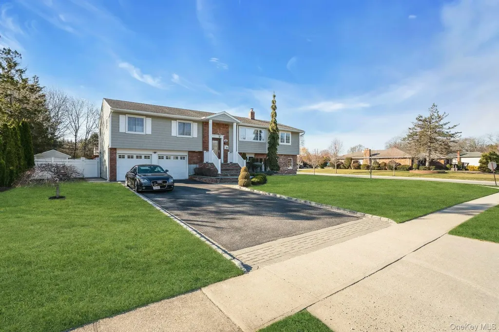 108 Hayrick Lane Commack NY 11725