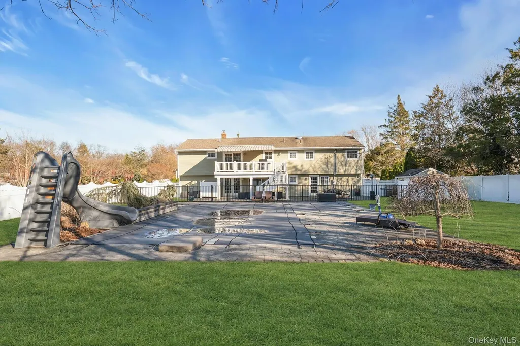 108 Hayrick Lane Commack NY 11725