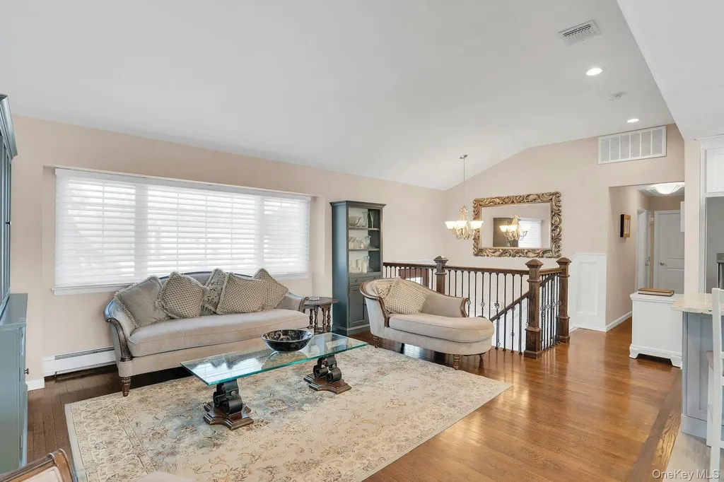 108 Hayrick Lane Commack NY 11725