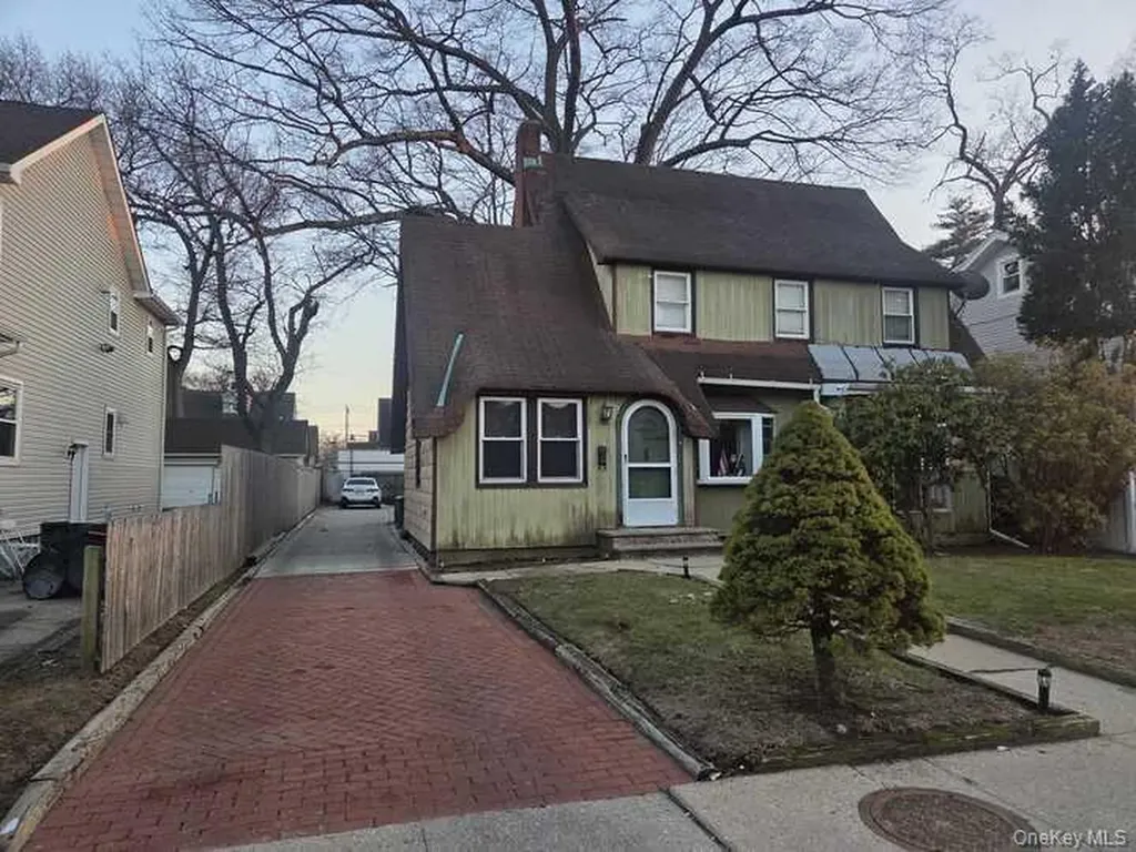 111 W Centennial Avenue Roosevelt NY 11575