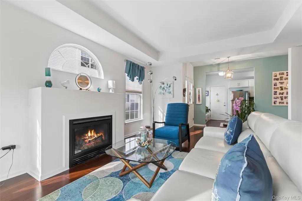 17 Constantine Way Mount Sinai NY 11766