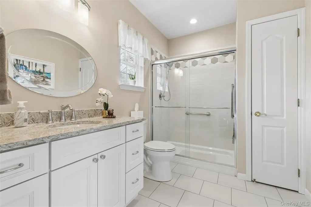 17 Constantine Way Mount Sinai NY 11766