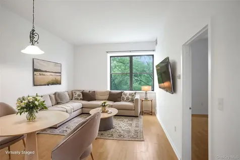 65 Mckinley Avenue White Plains NY 10606
