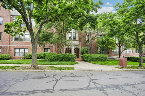 65 Mckinley Avenue White Plains NY 10606