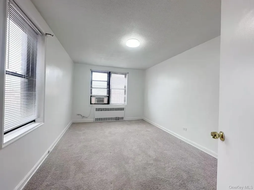 150-11 72nd Road Flushing NY 11367