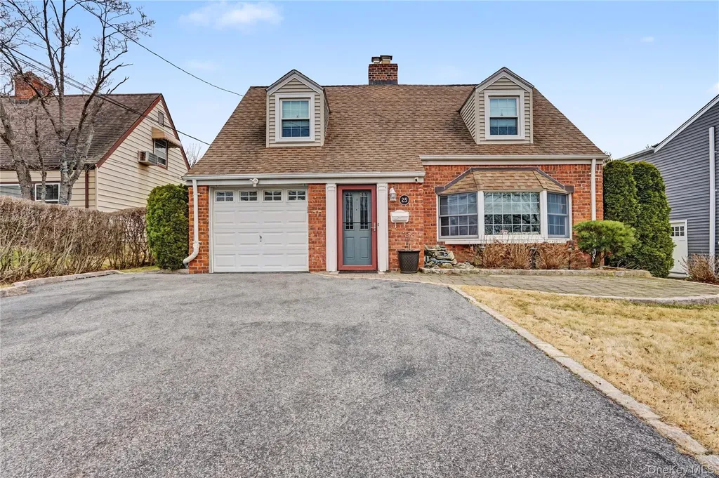 25 Joyce Road Eastchester NY 10709