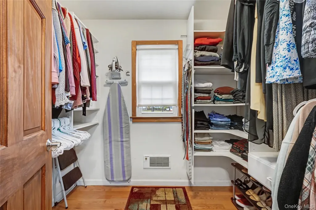 25 Joyce Road Eastchester NY 10709