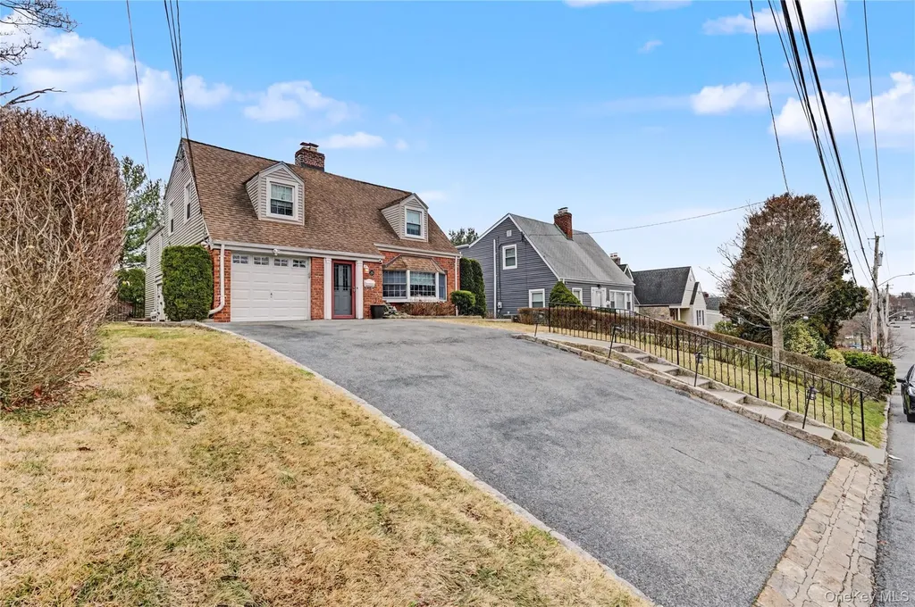 25 Joyce Road Eastchester NY 10709