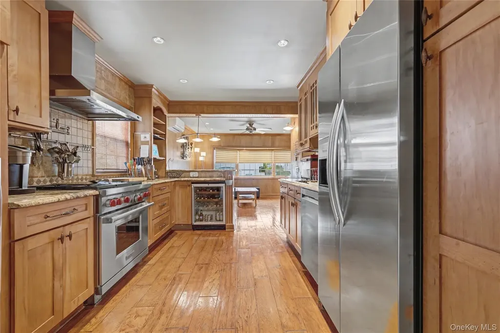 25 Joyce Road Eastchester NY 10709