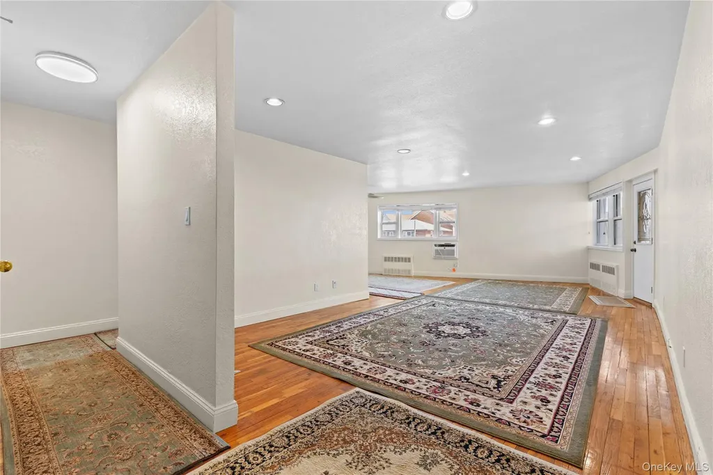 750 Shore Road Long Beach NY 11561