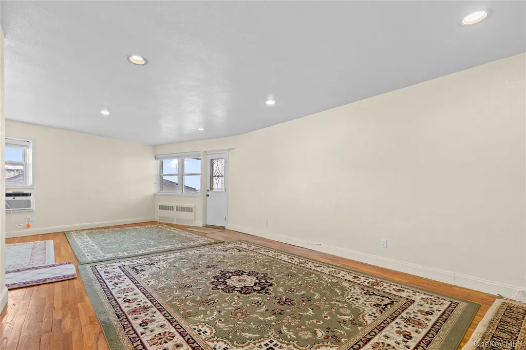 750 Shore Road Long Beach NY 11561