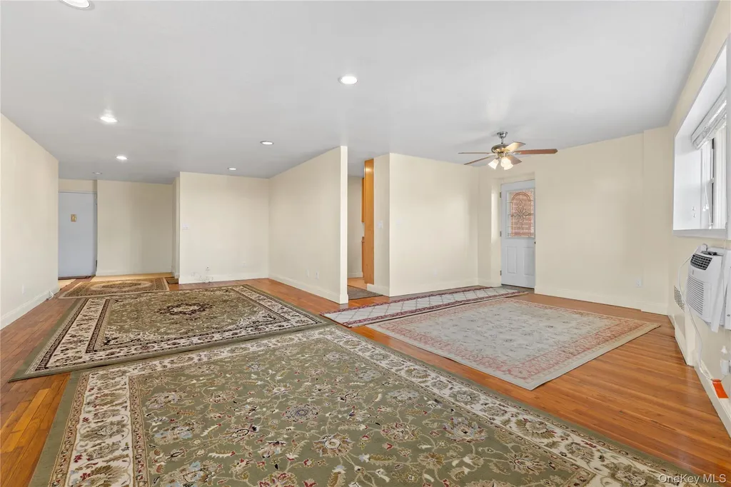750 Shore Road Long Beach NY 11561