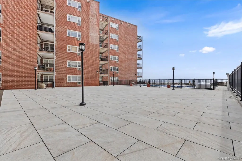 750 Shore Road Long Beach NY 11561
