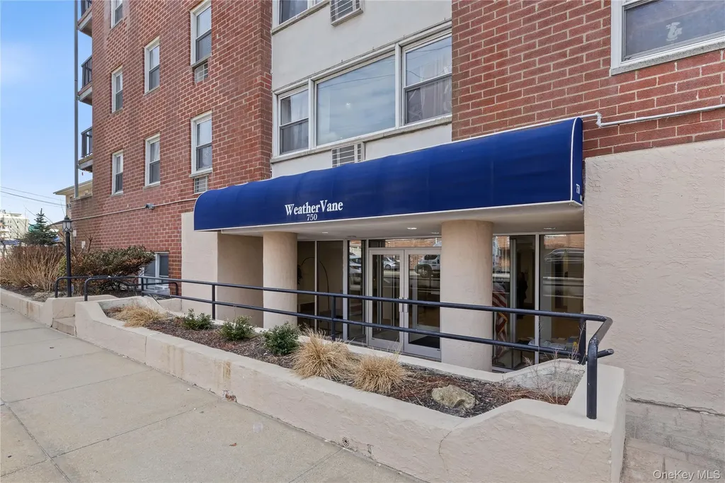 750 Shore Road Long Beach NY 11561