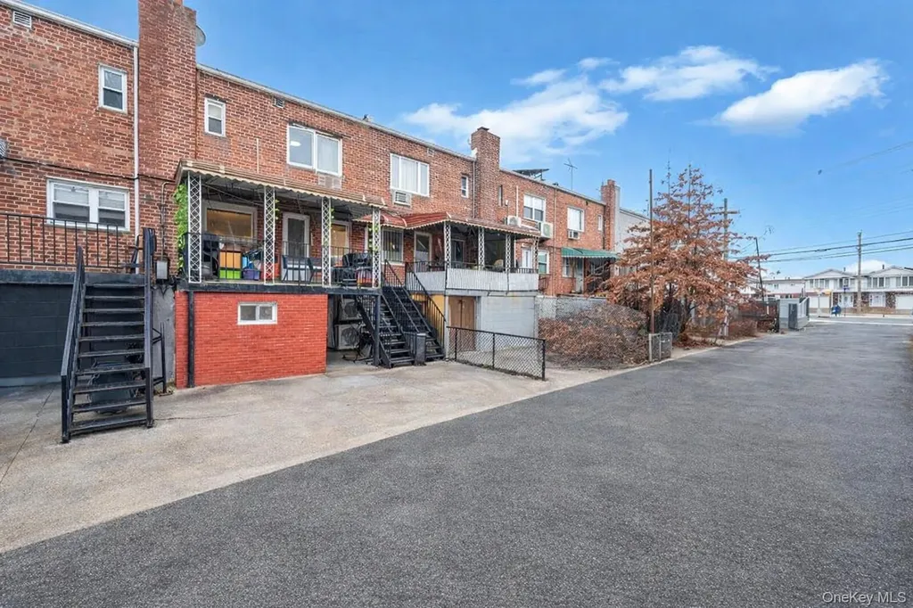 2033 E 68th Street Brooklyn NY 11234