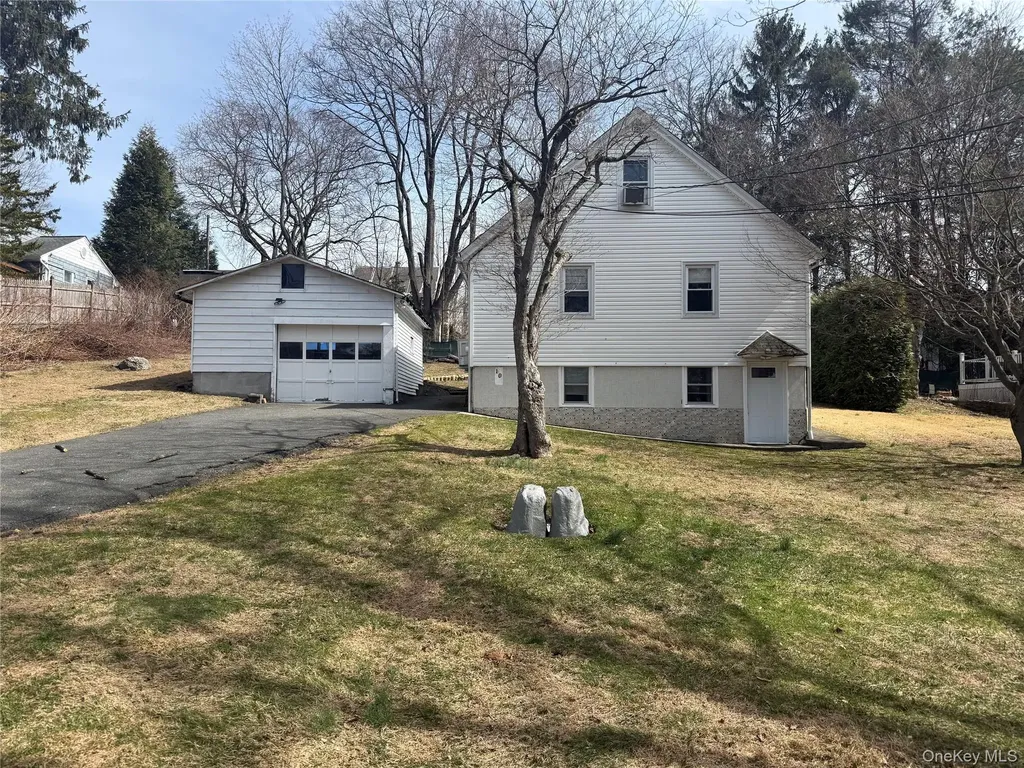 10 Hillside Terrace Amawalk NY 10501