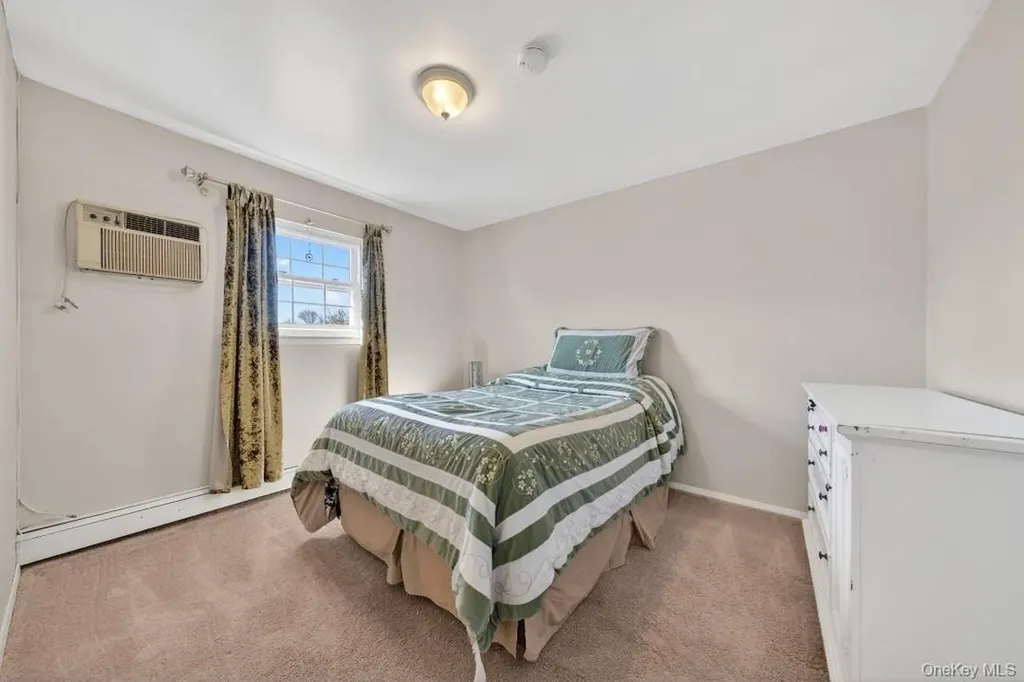 114 Westchester Avenue West Babylon NY 11704