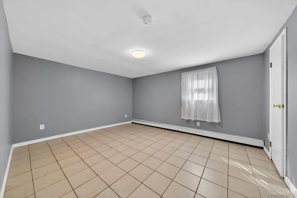 114 Westchester Avenue West Babylon NY 11704