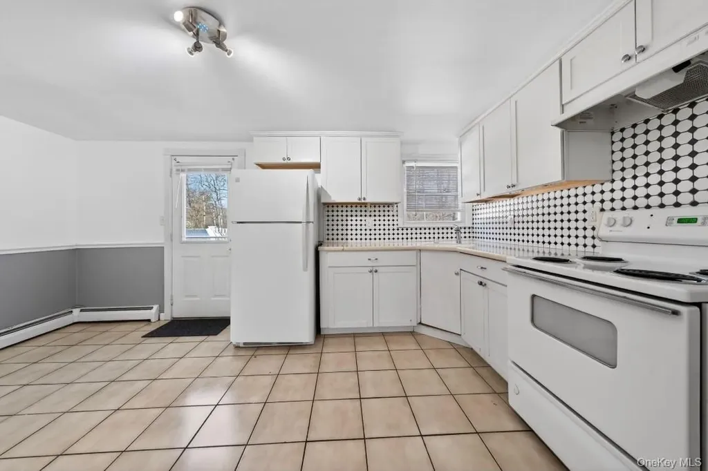 114 Westchester Avenue West Babylon NY 11704