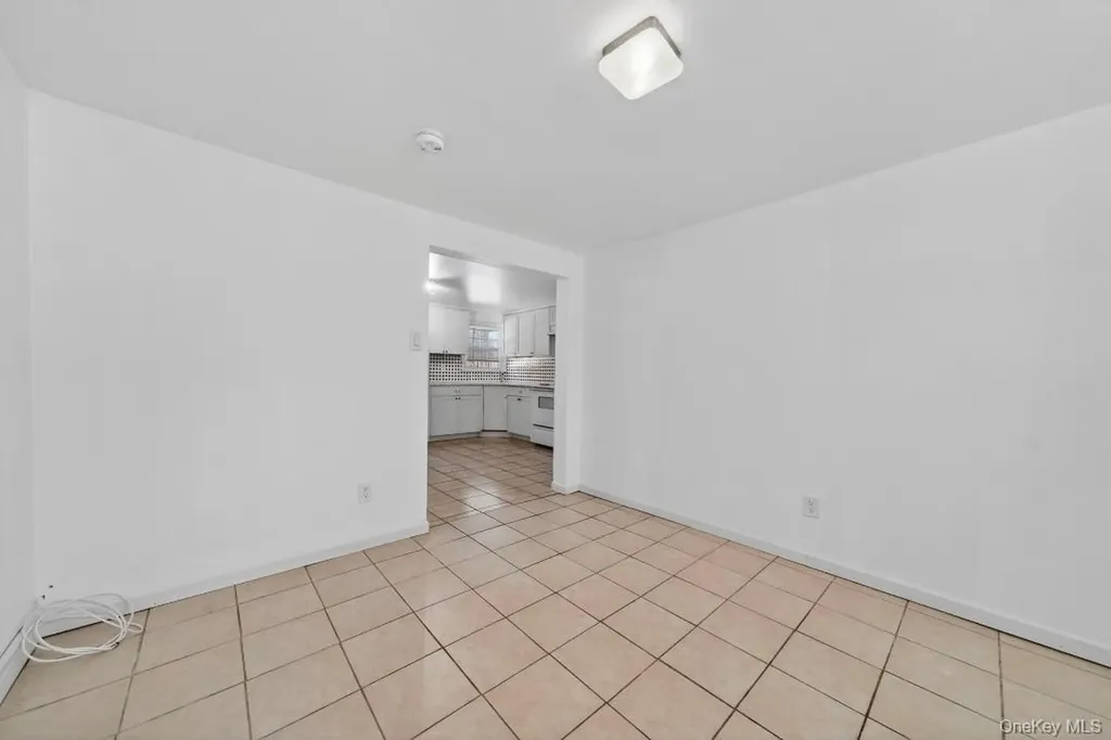 114 Westchester Avenue West Babylon NY 11704