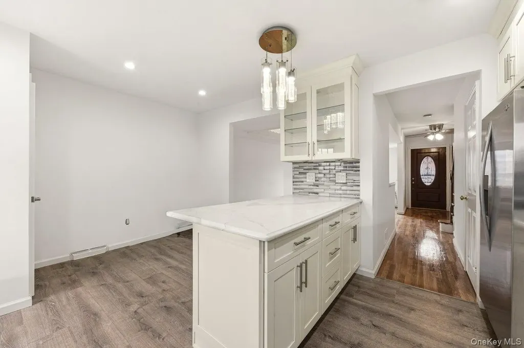 220 Calhoun Avenue Bronx NY 10465