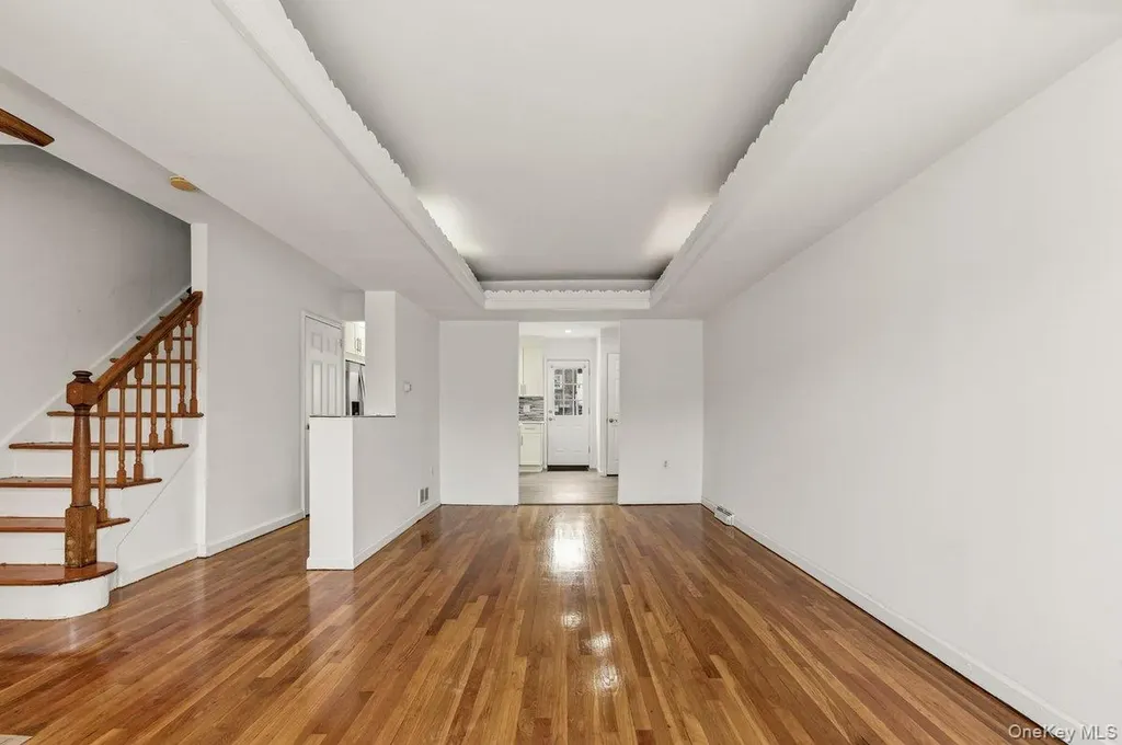 220 Calhoun Avenue Bronx NY 10465