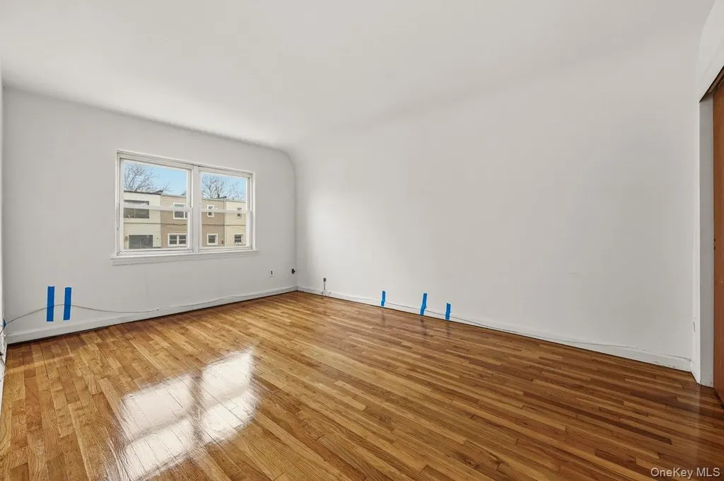 220 Calhoun Avenue Bronx NY 10465