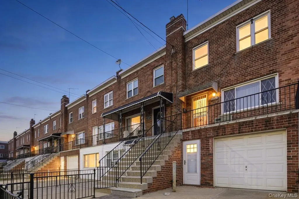 220 Calhoun Avenue Bronx NY 10465